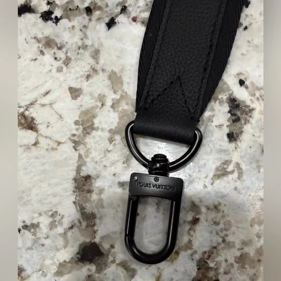 Help! Louis Vuitton strap is it authentic? - Picture 2 of 5